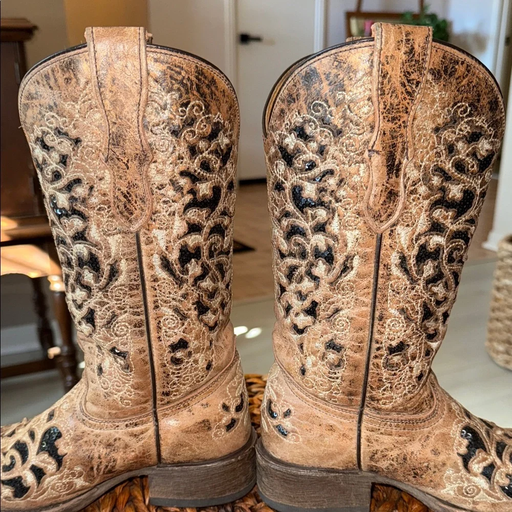 Corral Teens Elegant Tan and Black Western Boots Size 2.5 M - Picture 6 of 9